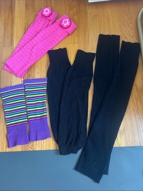 4 pairs of leg warmers